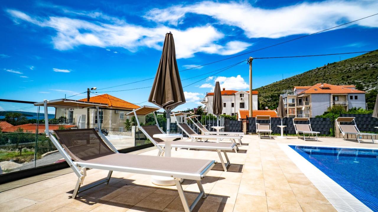 Calma Apartments Trogir Exterior foto