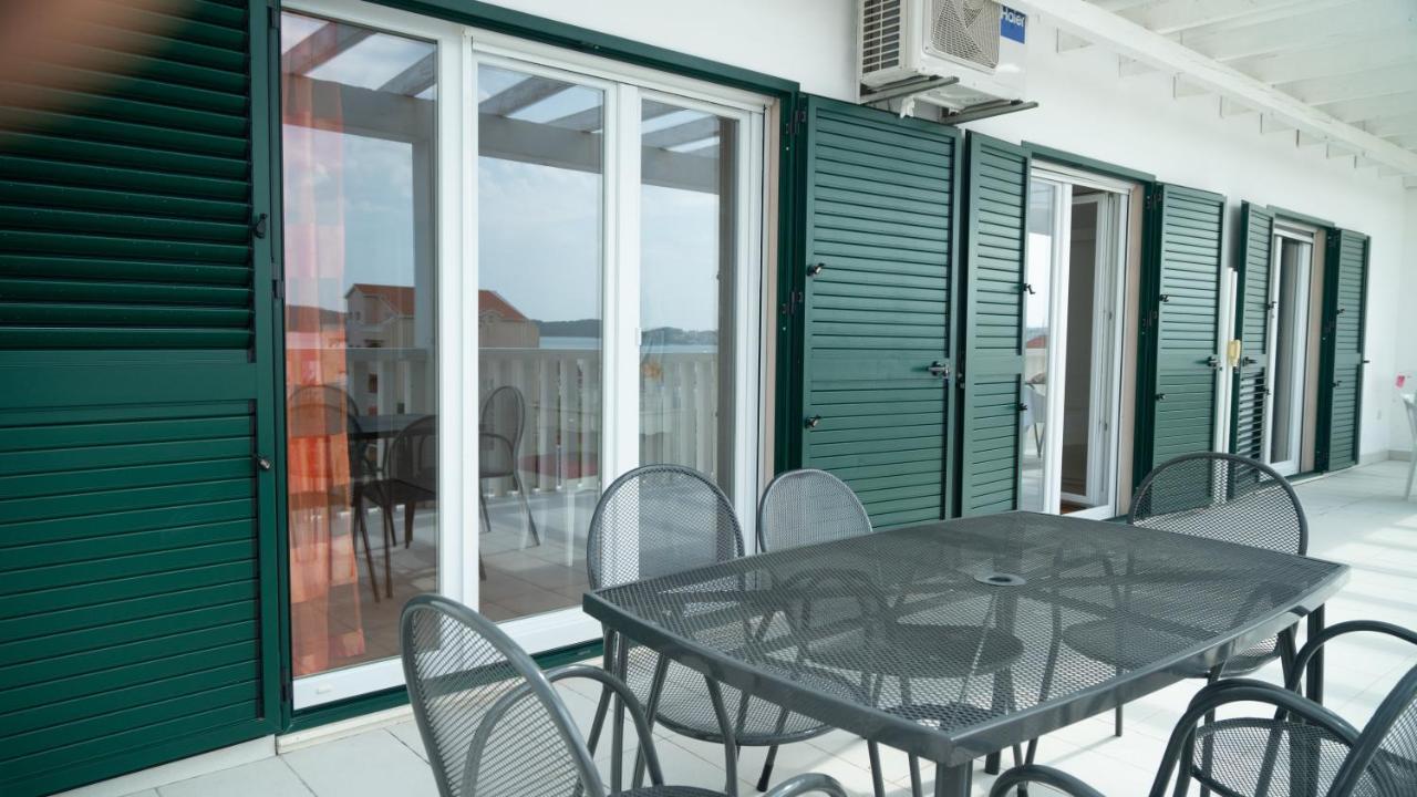 Calma Apartments Trogir Exterior foto