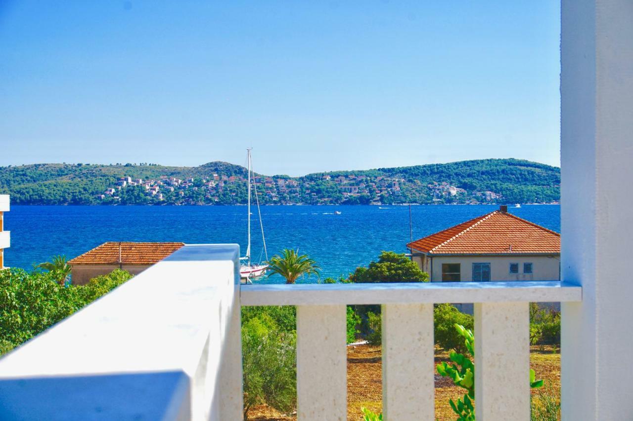 Calma Apartments Trogir Exterior foto