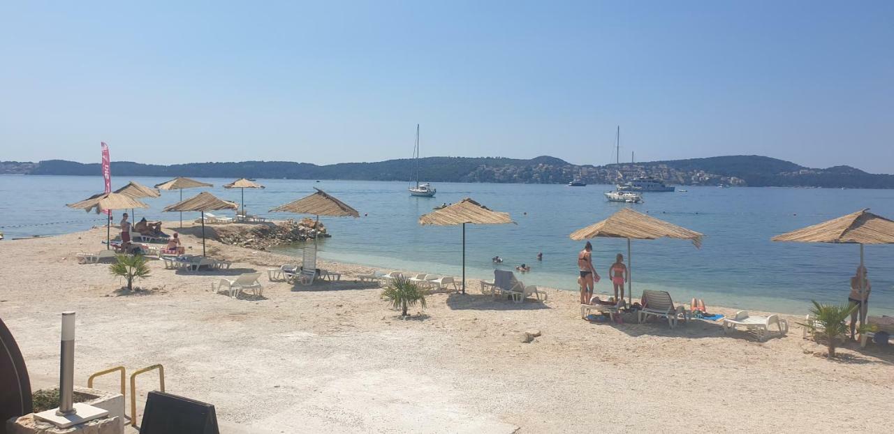 Calma Apartments Trogir Exterior foto
